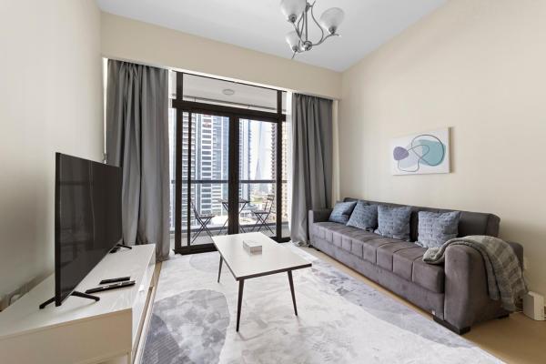 StoneTree - Stunning Lake View - Spacious photo 1