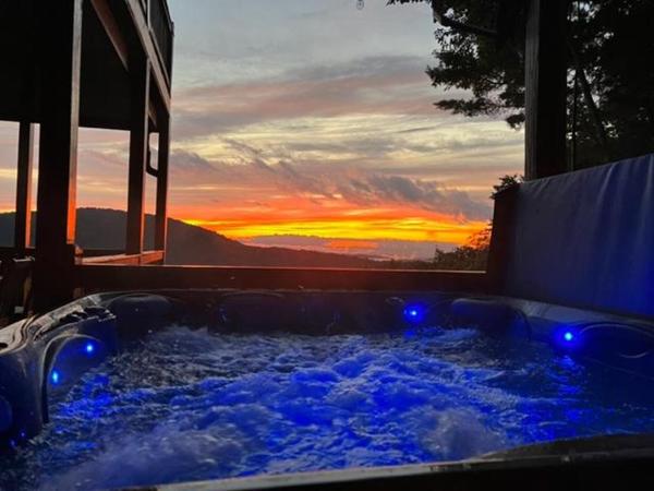 Na zdjęciu widoczny jest obiekt An Owl's Perch położony w mieście Craytonia.