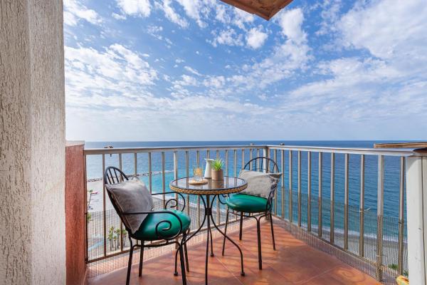 A la foto es mostra l'objecte Espectacular vistas de Almuñecar situat a la ciutat de Almuñécar.
