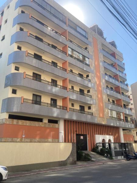 På bildet vises objektet Apartamento no centro de Guarapari som ligger i byen Guarapari.