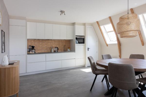 Na zdjęciu widoczny jest obiekt Gezellig appartement położony w mieście Gerkesklooster.