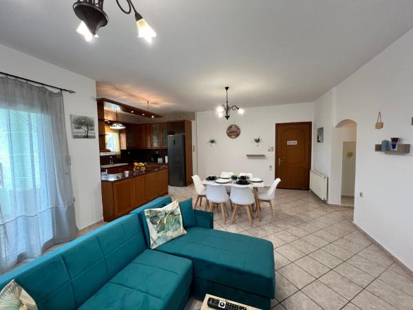 Countryhouse With Garden - Girit Adasi