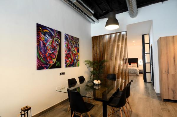 FABRICA DEL LUJO EN EL CENTRO DE MALAGa, Malaga