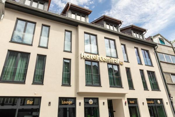Na fotografii je vidět objekt Central Hotel & Lounge Adult Only nacházející se ve městě Goslar.