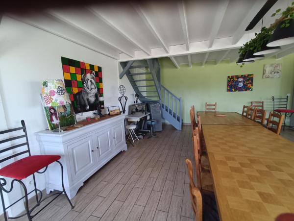 A la foto es mostra l'objecte L'atelier mazé milon situat a la ciutat de Bauné.