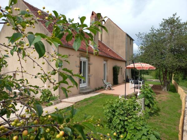 På billedet ses objektet Gîte Au Val d'Auxois beliggende i byen Corsaint.