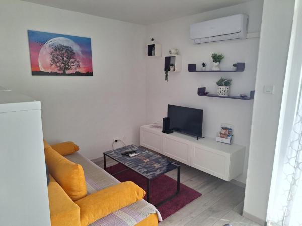 A la foto es mostra l'objecte Bruno situat a la ciutat de Rijeka.