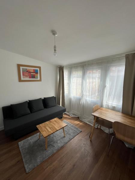 Fotografie 7: 1BD Flat with Patio - 5 min to London City Airport