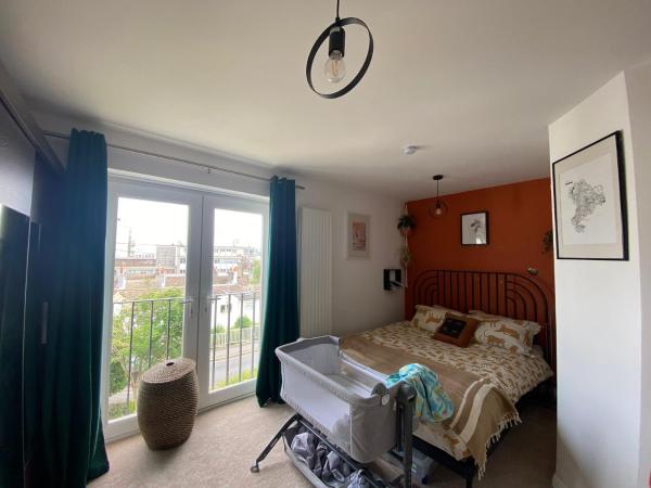 Foto 6: Spacious & Central 2BD House - Brighton