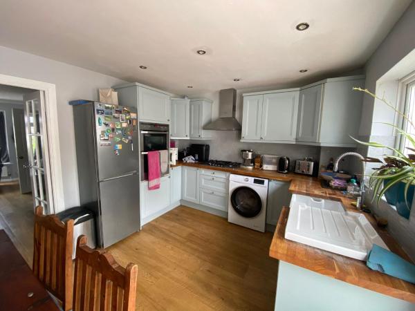 Foto 4: Spacious & Central 2BD House - Brighton
