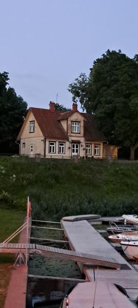 Nella foto è visibile l'oggetto Kapteni maja situato nella città di Pärnu.