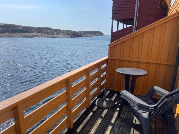 A la foto es mostra l'objecte Seaside apartment with balcony A1 situat a la ciutat de Hellesøy.