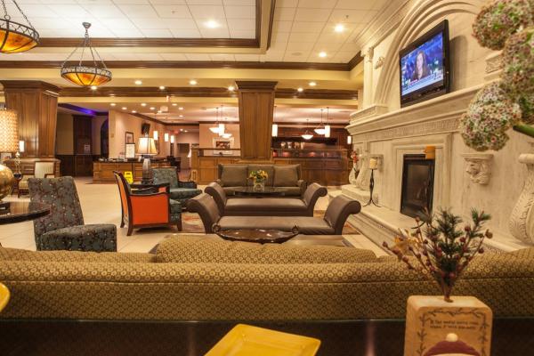 A la foto es mostra l'objecte Decatur Conference Center and Hotel situat a la ciutat de Decatur.