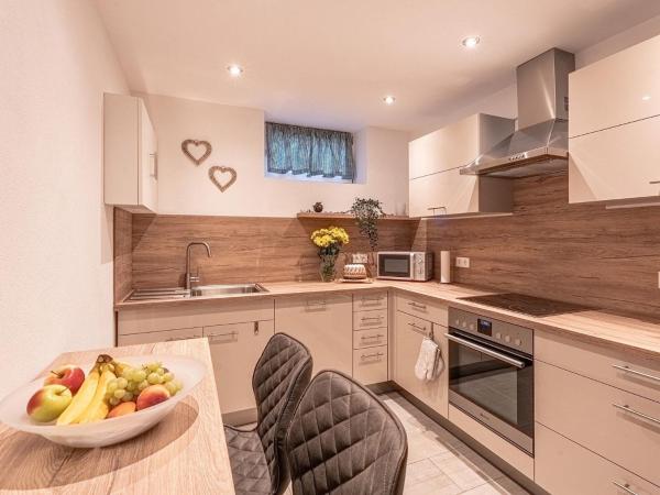 A la foto es mostra l'objecte Geräumige Wohnung mit Sauna situat a la ciutat de Oberried.