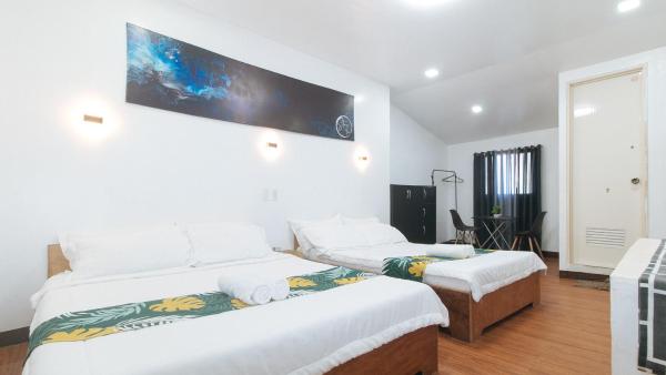 Na fotografii je vidět objekt Stay Inn Station 1 Boracay by RedDoorz nacházející se ve městě Boracay.