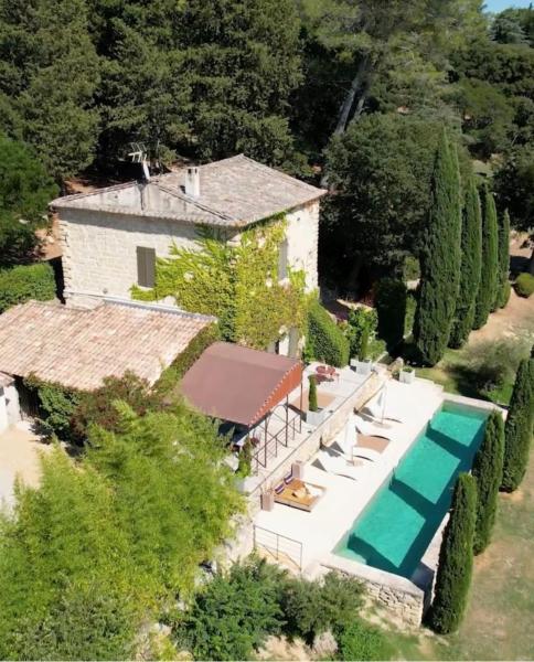 A la foto es mostra l'objecte La Magnanerie d aubais situat a la ciutat de Aubais.