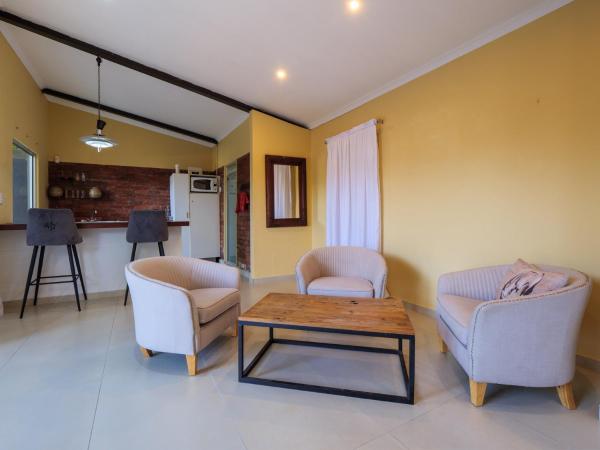 Fotografie 5: Private Studio flatlet, Uncapped Wifi, Netflix,Full DSTV