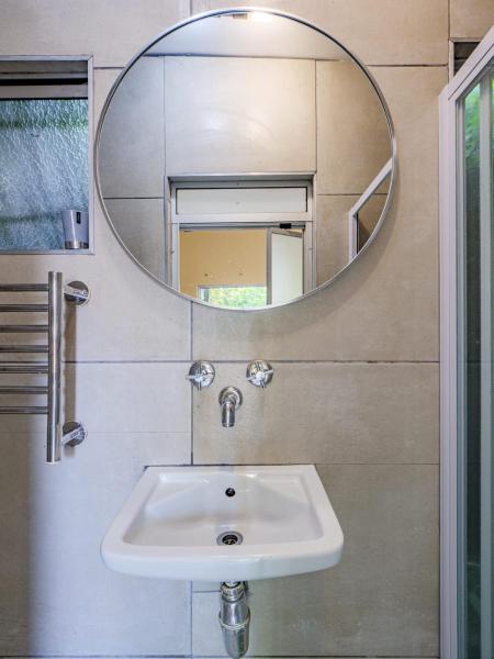 Fotografie 8: Private Studio flatlet, Uncapped Wifi, Netflix,Full DSTV
