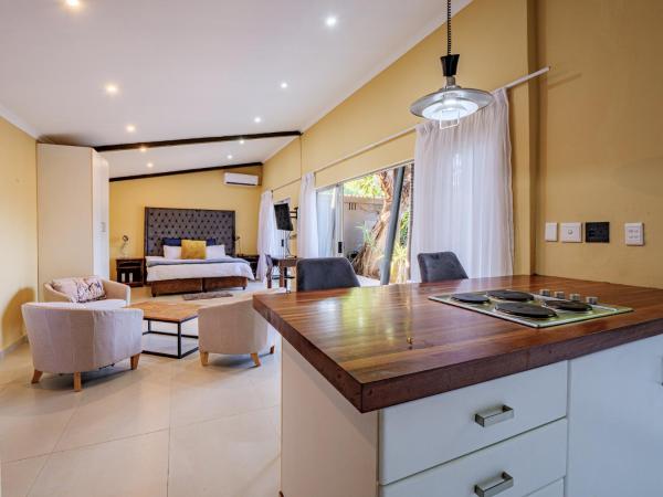 Fotografie 1: Private Studio flatlet, Uncapped Wifi, Netflix,Full DSTV