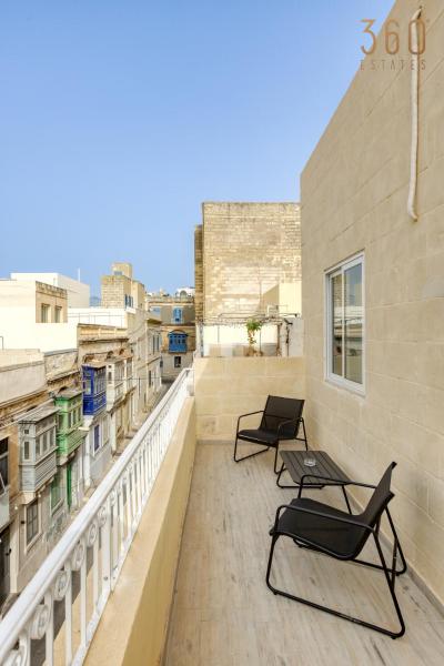 Na foto é possível ver o objeto Spectacular 5BR Townhouse located in Sliema by 360 Estates localizado na cidade de Sliema.