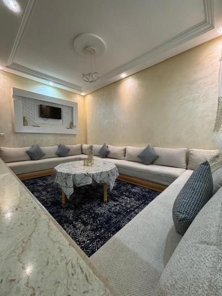 Na zdjęciu widoczny jest obiekt sara location położony w mieście Meknès.