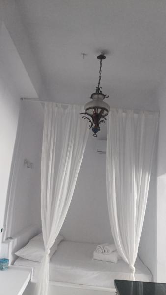 Photo 2 : Ξενοιασιά