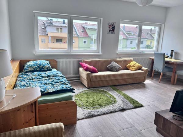 På bilden syns objektet TOP 1 Zimmer für 1-2Personen som ligger i staden Ennsdorf.