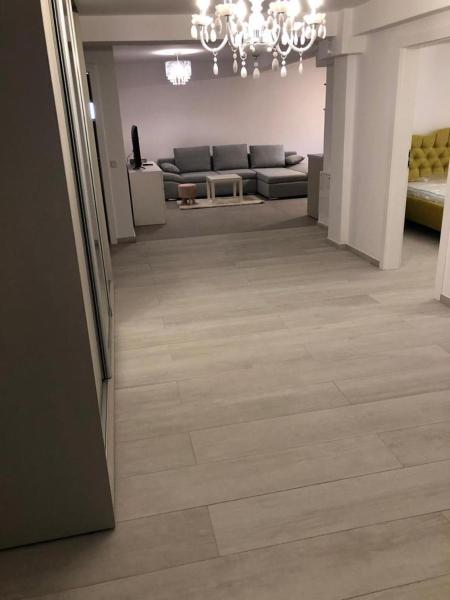 A la foto es mostra l'objecte Luxury Apartament for Untold situat a la ciutat de Sărădiş.