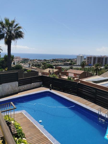 På billedet ses objektet Apartamento con piscina y barbacoa cerca de Barcelona beliggende i byen Teià.