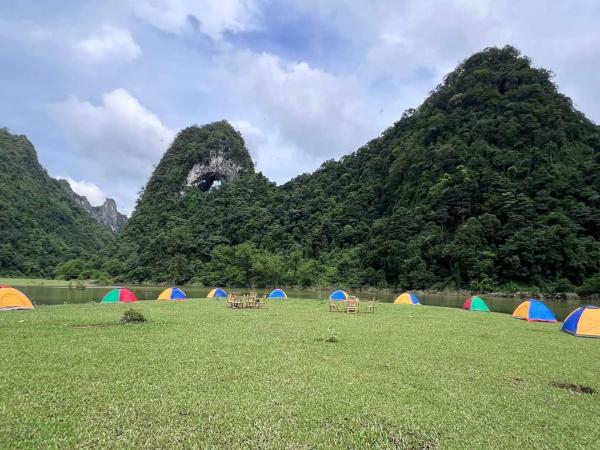 Op de foto is het object Cao Bang Loop Homestay - Camping & Daily Trekking Tour te zien, gelegen in de stad Thăng Hen.