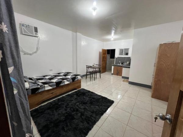 På billedet ses objektet Affordable Apartelle 15mins to the Airport Airport & Sugba Lagoon-Triple Beagle Apartment beliggende i byen Del Carmen.