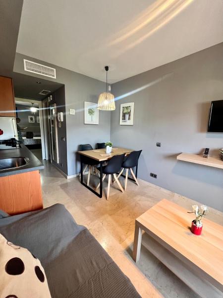 Precioso Apartamento De Una Habitacion Con Parking Y Piscina - Benalmádena