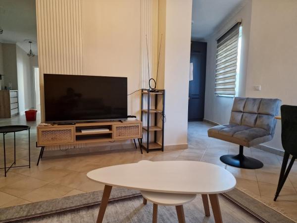 Na fotografii je vidět objekt Seaview luxury apartment Durres nacházející se ve městě Durrës.