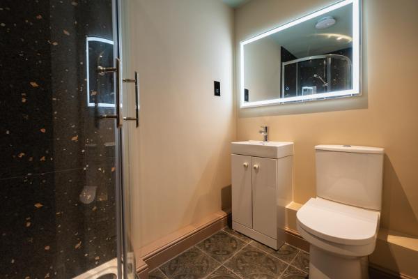 Bilde 7: Darwin - 1 Bedroom Luxury Apartment by Mint Stays