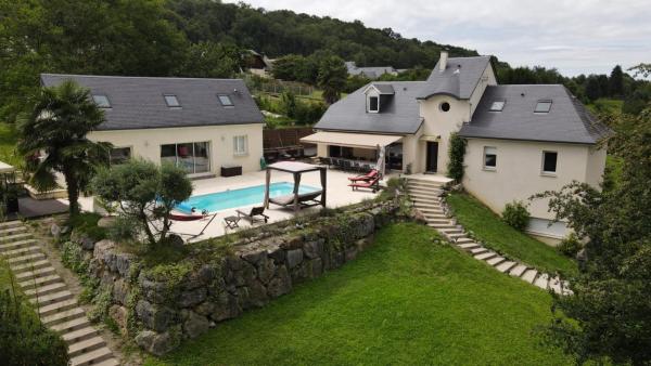 På billedet ses objektet Le GITE à JP beliggende i byen Trébons.