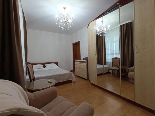 Foto 2: AURA on Tynystanova street 199