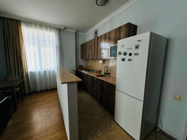 One-Bedroom Apartment — 62 m² - Батуми, улица Горгасали,158 квартира с 2 спальнями