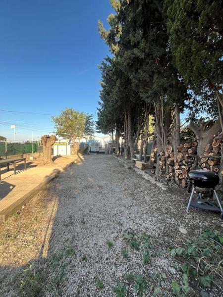La photo montre l'objet Haut de Villa, Jardin, Piscine ! situé dans la ville de Fos-sur-Mer.