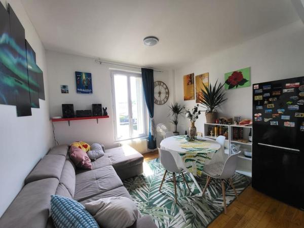 Auf dem Foto ist das Objekt Grand appartement privé in der Stadt Châtillon zu sehen.