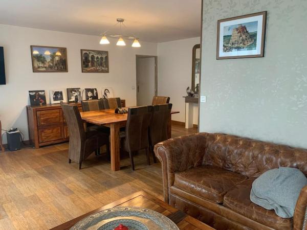 A la foto es mostra l'objecte Spacious Apartment Paris situat a la ciutat de Chelles.