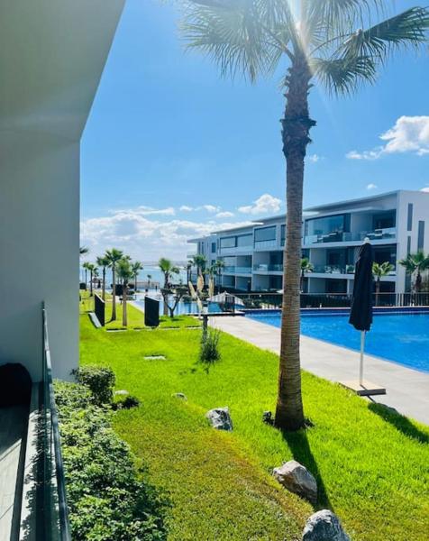 写真にはTamaris市にあるAppartement Chic, Mer et Piscineが写っています。