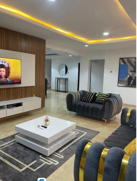 A la foto es mostra l'objecte HOME-AWAY APARTMENTs situat a la ciutat de Lagos.