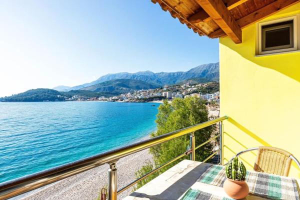 A la foto es mostra l'objecte Potam'Sea Bliss 34- Beach Front, Sun Beds & Parking situat a la ciutat de Himare.