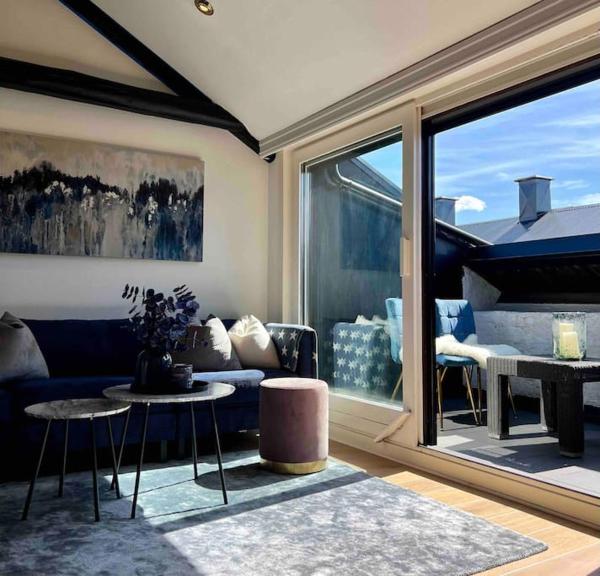 Beautiful city centre apartment with balcony, Oslo