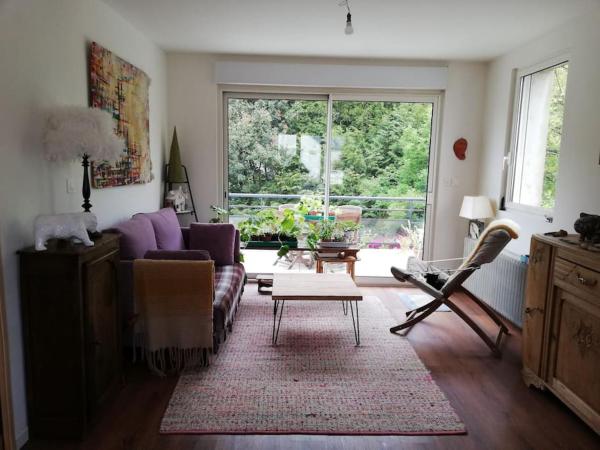 Maison Des Fontaines, Calme Spacieuse Avec Grand Jardin - Lannion