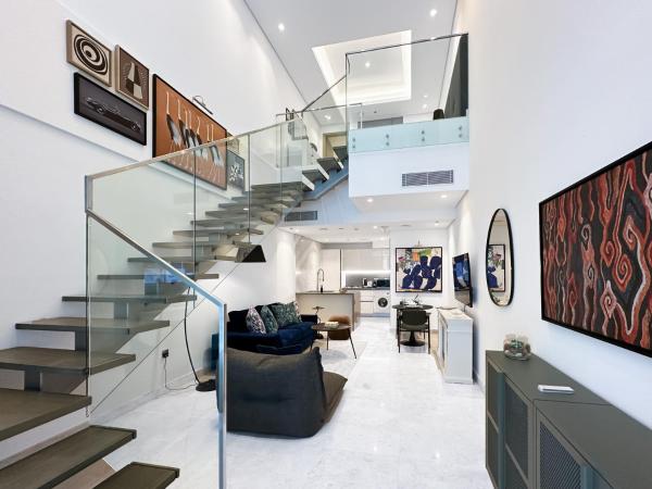 A la foto es mostra l'objecte Trophy - Elevated Living in Luxurious Business Bay Loft situat a la ciutat de Dubai.