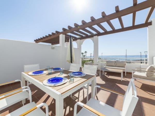 写真にはモハカル市にあるApartment Mojacar Breeze - Seaview by Interhomeが写っています。