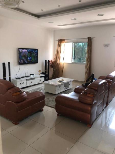 The photo shows the Talatona Cozy Quarters located in the city of Santo Amaro.