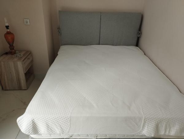 A la foto es mostra l'objecte Στούντιο Στη Στοά Βαρβουτσή#2 situat a la ciutat de Kalamata.