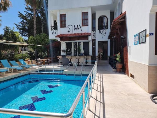 A la foto es mostra l'objecte Şima Hotel Kemer situat a la ciutat de Kemer.
